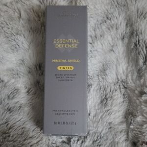 SkinMedica Essential Defense Mineral Shield Tinted Sunscreen - Gray and Yellow